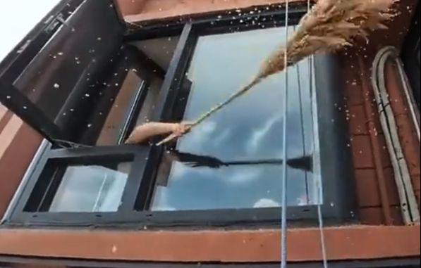 漏水业主自修却遭质疑真相曝光！尊龙凯时ag旗舰厅网站高层空调(图1)